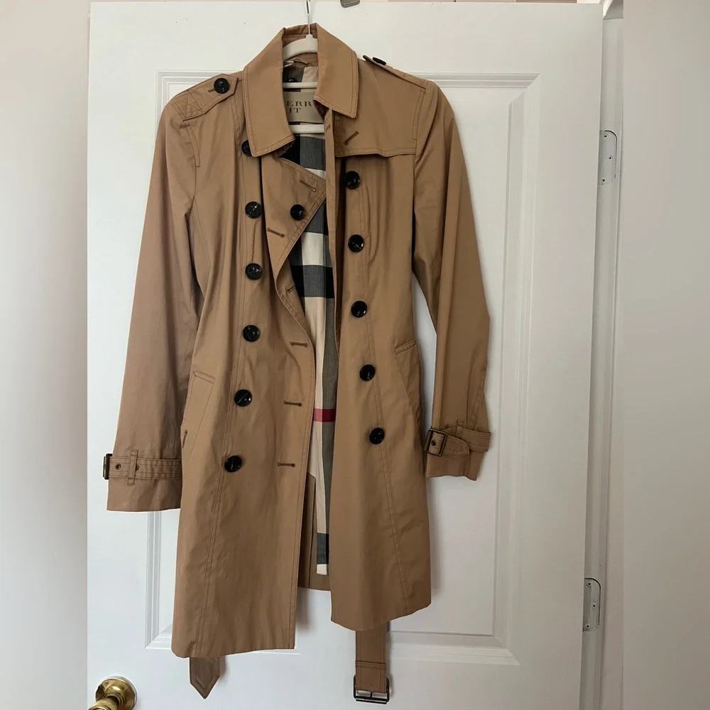 Burberry Tan Double-Breasted Trench Coat with Iconic Check Lining - Picture 1 of 16